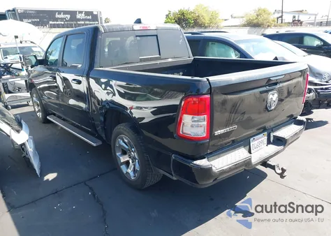 2019 Ram 1500 Big Horn/Lone Star 4X2 5'7 Box из США, поврежденный, VIN 1C6RREFG0KN813656